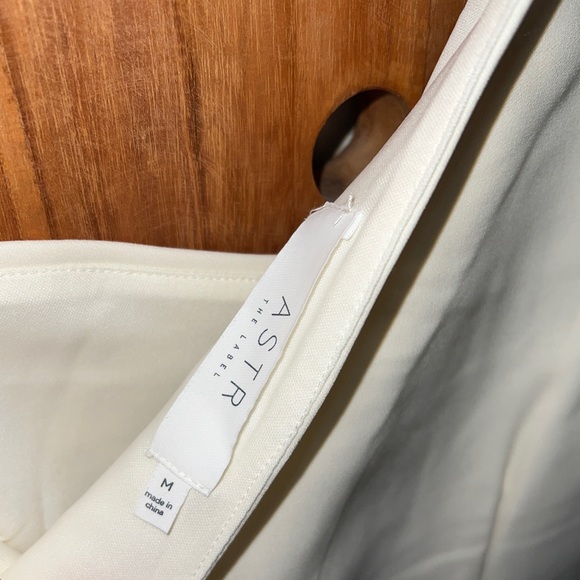 ASTR the Label Lavinia Dress in Off White - Picture 13 of 14